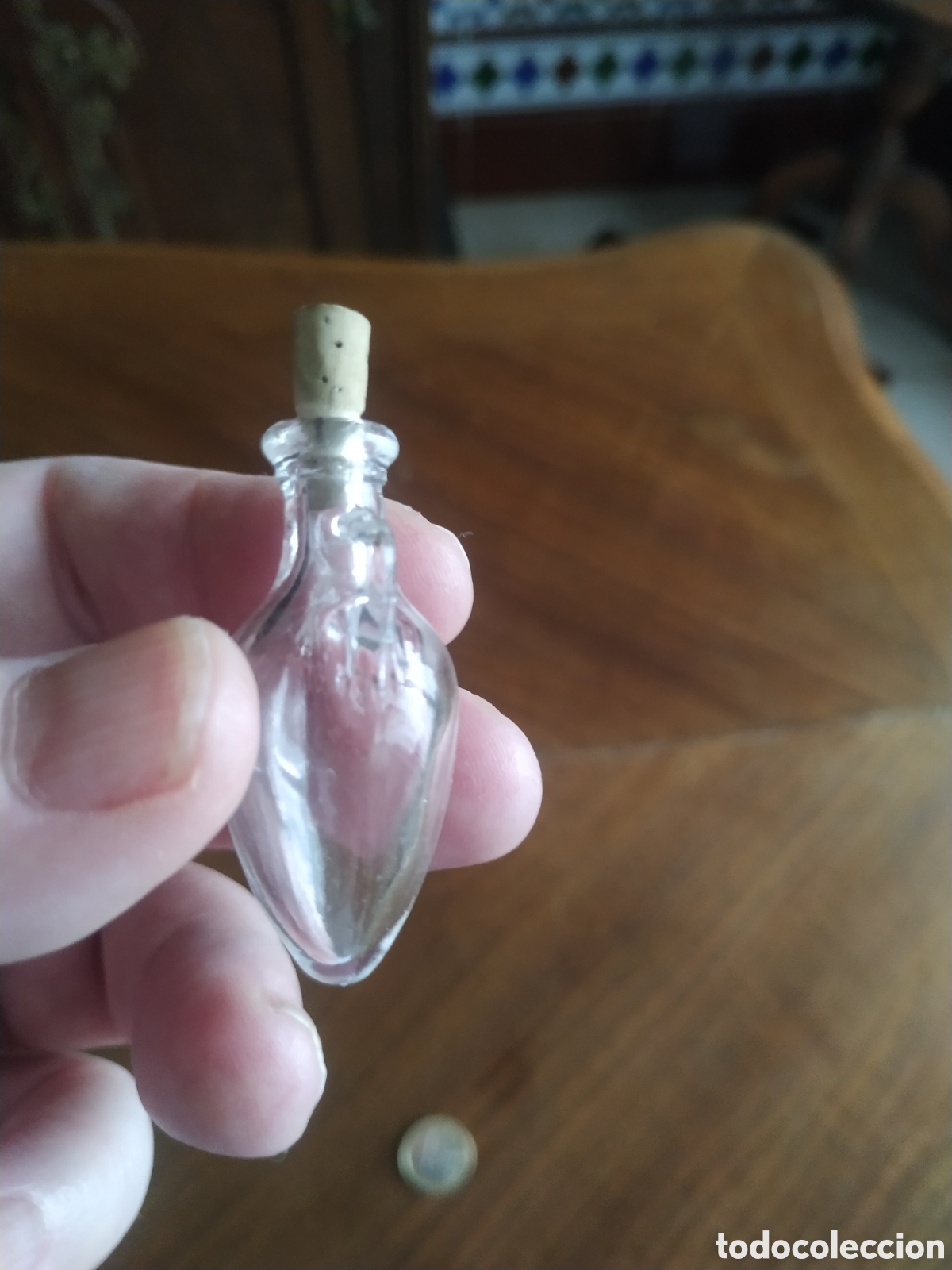 Miniaturas de perfumes antiguos: Perfumero en forma e &agrave;nfora - Foto 3