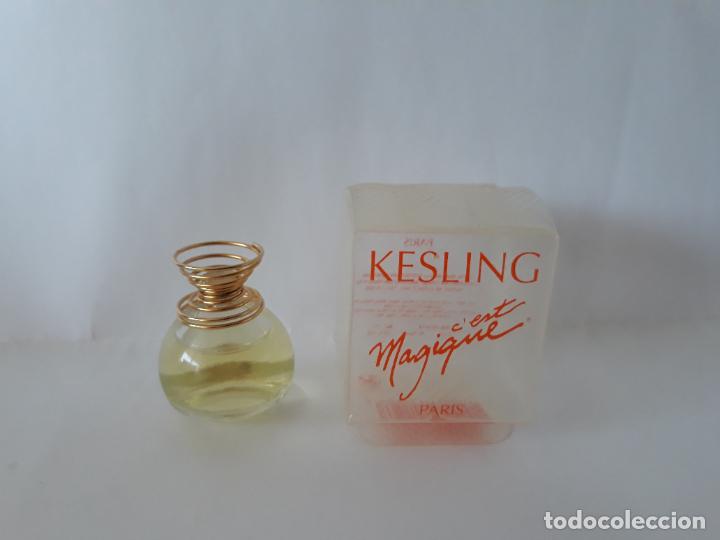 Miniaturas de perfumes antiguos: MINIATURA CEST MAGIQUE DE KESLING - Foto 1