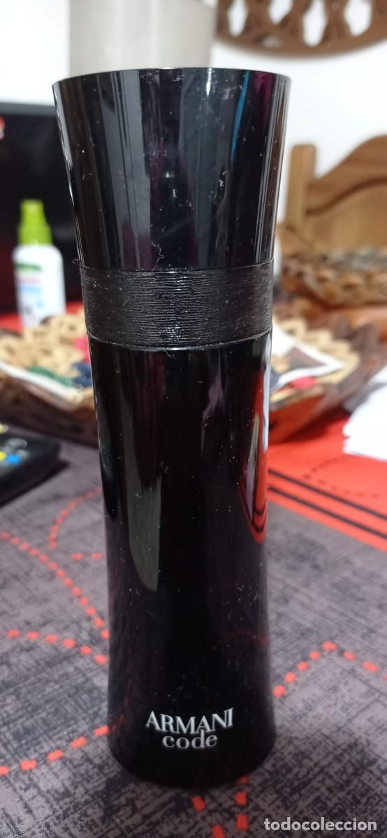Miniaturas de perfumes antiguos: BOTELLA VACIA DE PERFUME ARMANI CODE - Foto 1