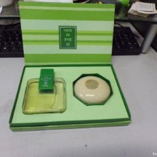 Miniaturas de perfumes antiguos: ESTUCHE REGALO NUEVO RESTO DE TIENDA VERTE DE PUIG COLONIA. Lote 384403339