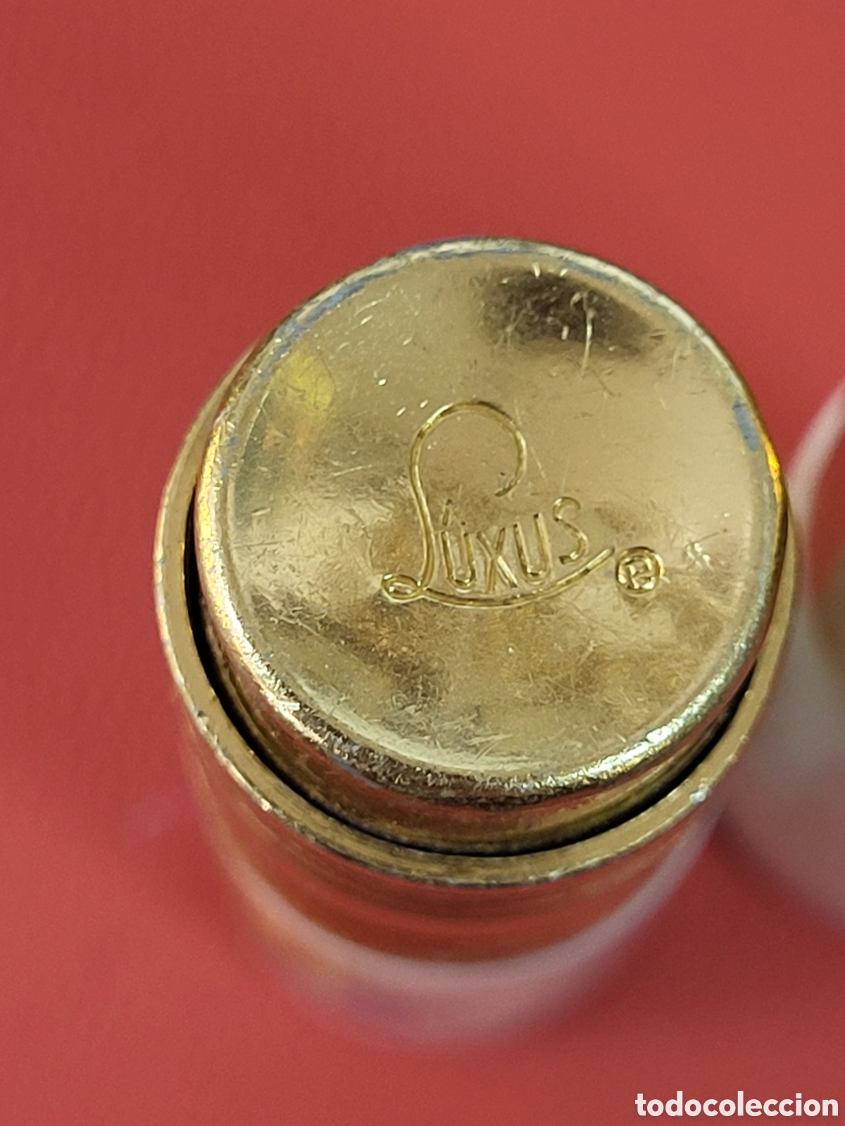 Miniaturas de perfumes antiguos: ANTIGUOS FRASCOS PERFUMEROS DE OPALINA MARCA LUXUS. - Foto 6