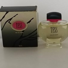 Miniaturas de perfumes antiguos: TESS DE PUIG EAU DE TOILETTE DE 50 ML. DESCATALOGADA. Lote 401891329