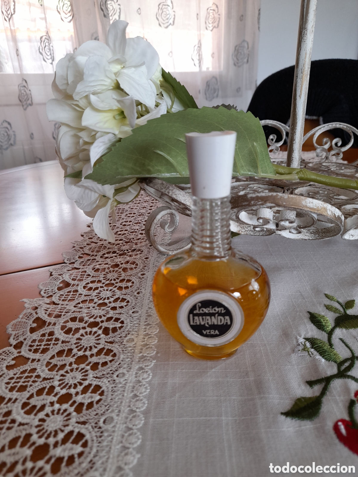 Miniaturas de perfumes antiguos: LOCION LAVANDA VERA - Foto 1
