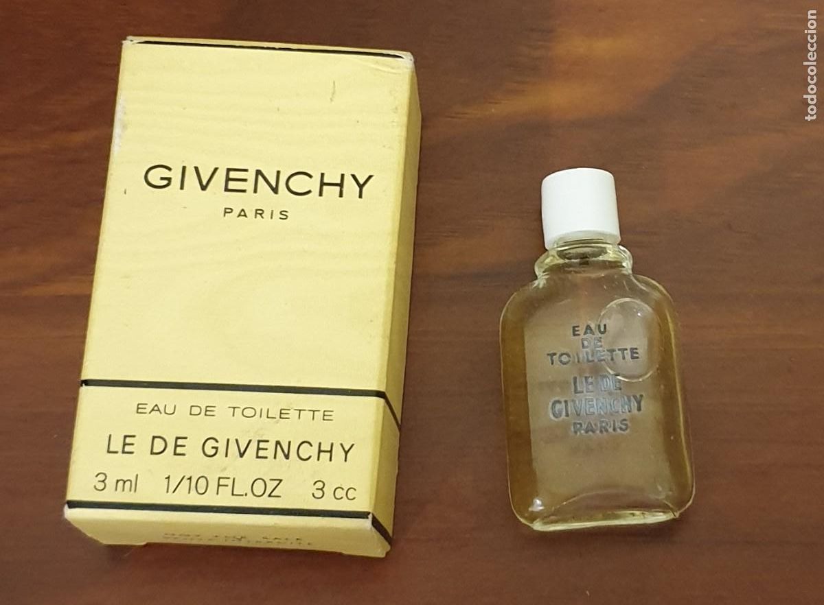 Miniatures of antique perfumes: MINIATURA LE GIVENCHY EAU DE TOILETTE 3 ML. LLENA CON CAJA