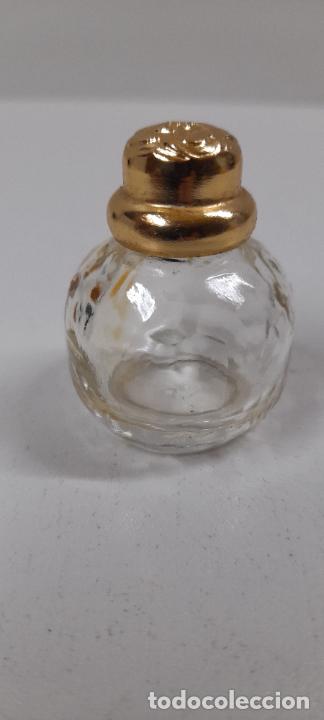 Miniaturas de perfumes antiguos: FRASCO EN MINIATURA DE PERFUME - Foto 4