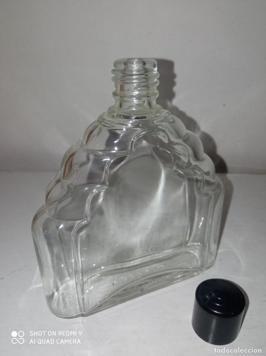 frasco colonia maderas de oriente. perfumería v - Buy Antique perfume  miniatures and bottles on todocoleccion