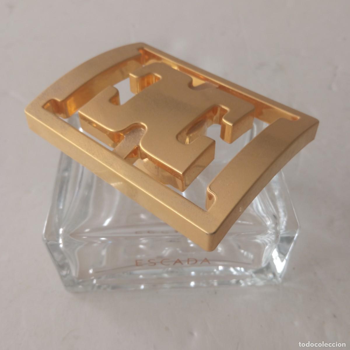 Miniaturas de perfumes antiguos: Escada botella envase vacio - Foto 1