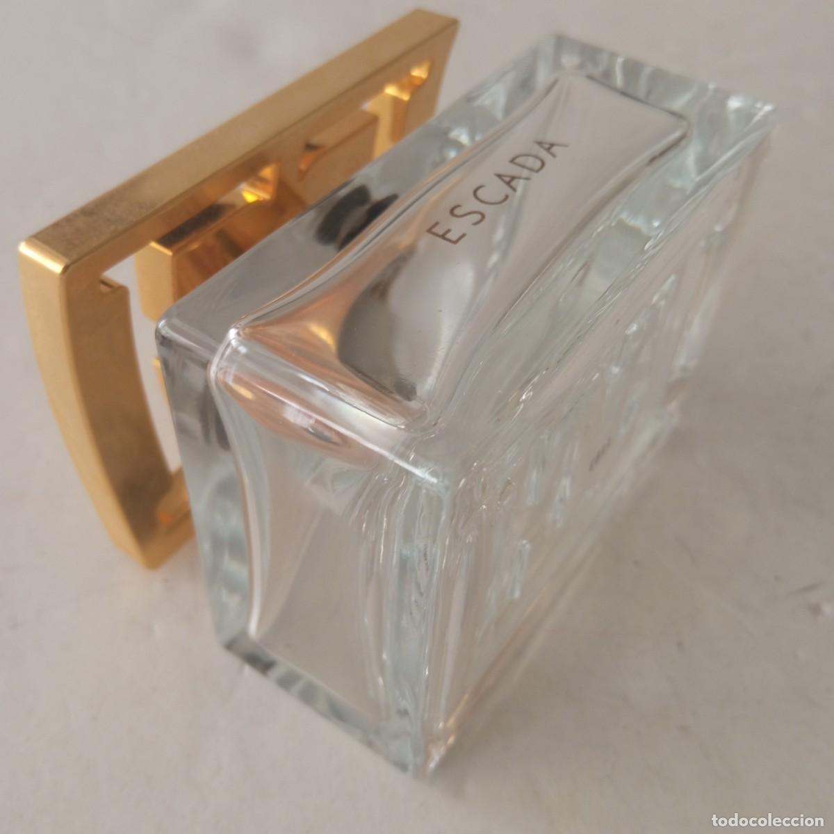 Miniaturas de perfumes antiguos: Escada botella envase vacio - Foto 6