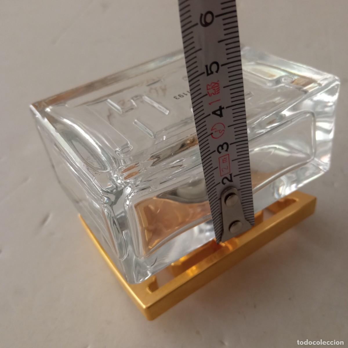 Miniaturas de perfumes antiguos: Escada botella envase vacio - Foto 8