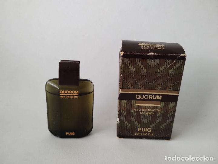 Miniaturas de perfumes antiguos: MINIATURA QUORUM DE PUIG - Foto 1