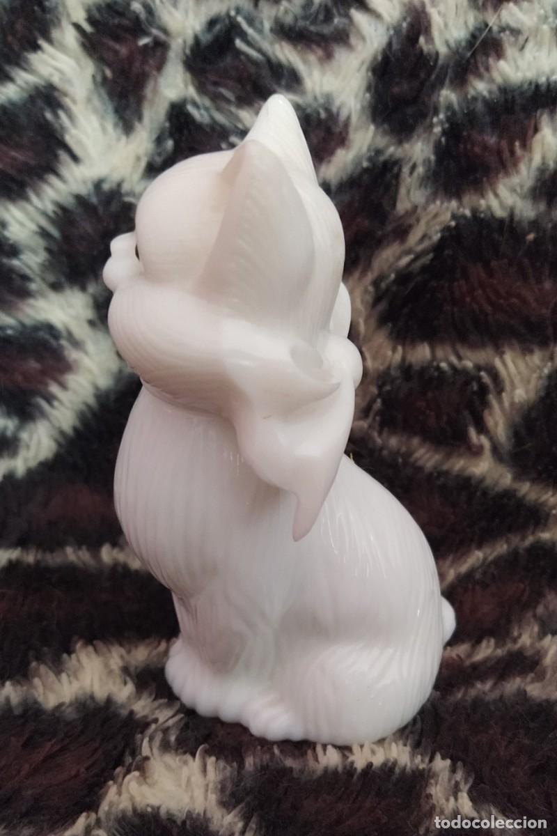 Miniaturas de perfumes antiguos: Figura perfume gata avon - Foto 5