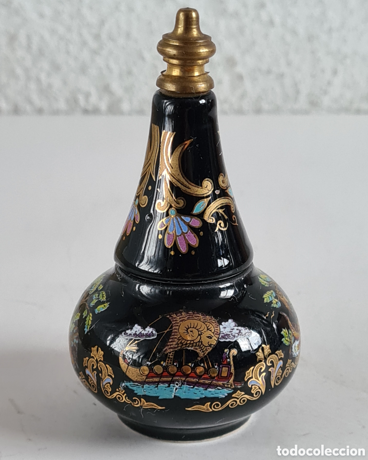 Miniatures of antique perfumes: Frasco de Porcelana Crema Perfume Grecia - Cosm&eacute;ticos Chaloulos Atenas