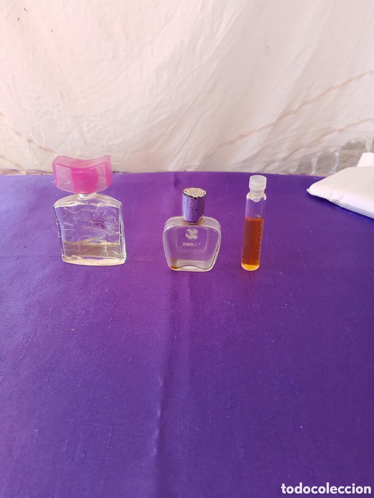 Miniatures of antique perfumes: Botellitas miniatura perfumes.