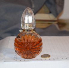 Miniaturas de perfumes antiguos: ANTIGUA - NÚM. 29 DE LAB. SAPHIR ZARAGOZA / SOBRE 80 ML. - AUTÉNTICA - DESCATALOGADA ¡MIRA, DIFÍCIL!