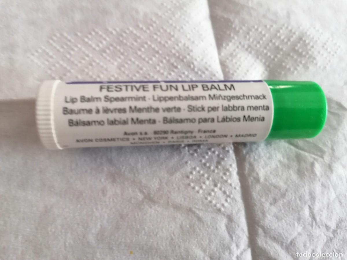 Miniaturas de perfumes antiguos: B&aacute;lsamo labial menta de Avon - Foto 2