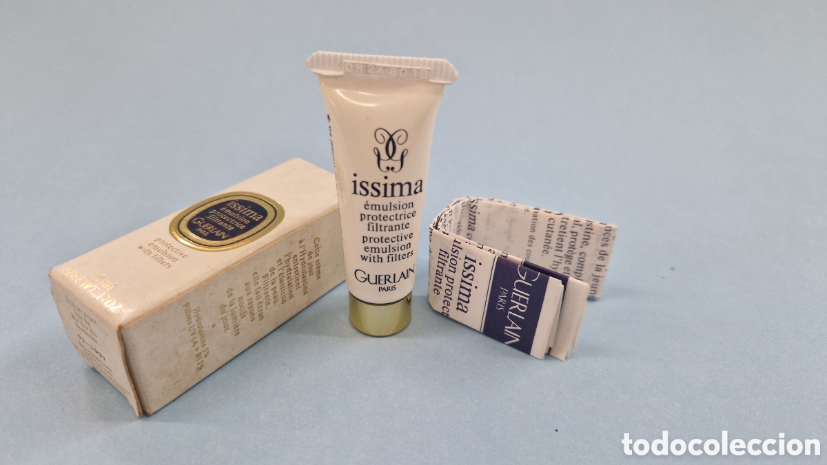 Miniaturas de perfumes antigos: Issima de Guerlain,Paris ,emulsi&oacute;n