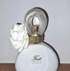 Miniaturas de perfumes antiguos: FIRST - EDITION BLANCHE - VAN CLEEF & ARPELS - PARIS - MADE IN FRANCE - 60 ML