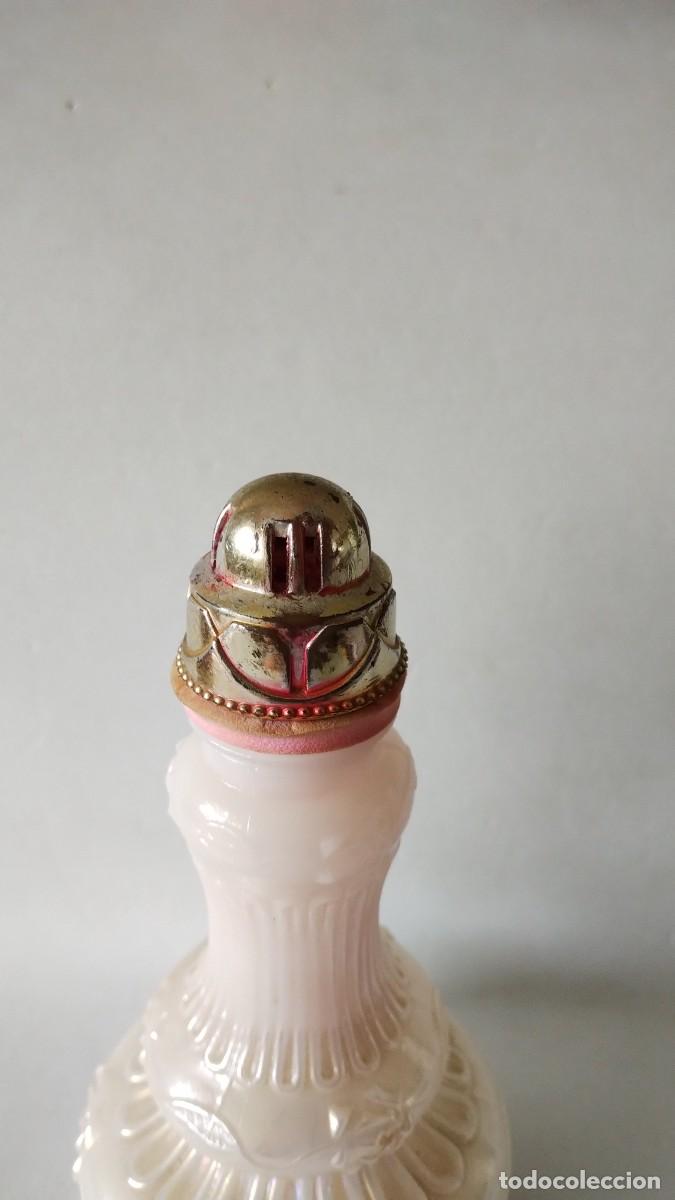 Miniaturas de perfumes antiguos: BOTELLA DE PERFUME AVON - Foto 3