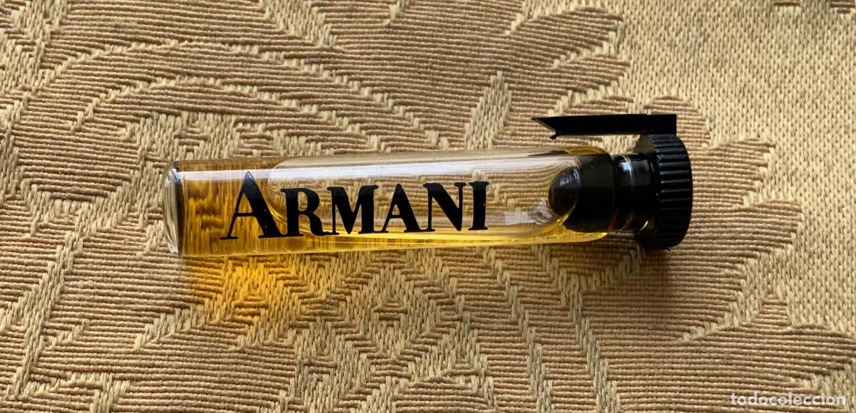 Miniaturas de perfumes antiguos: MUESTRA DE PERFUME ARMANI - Foto 2