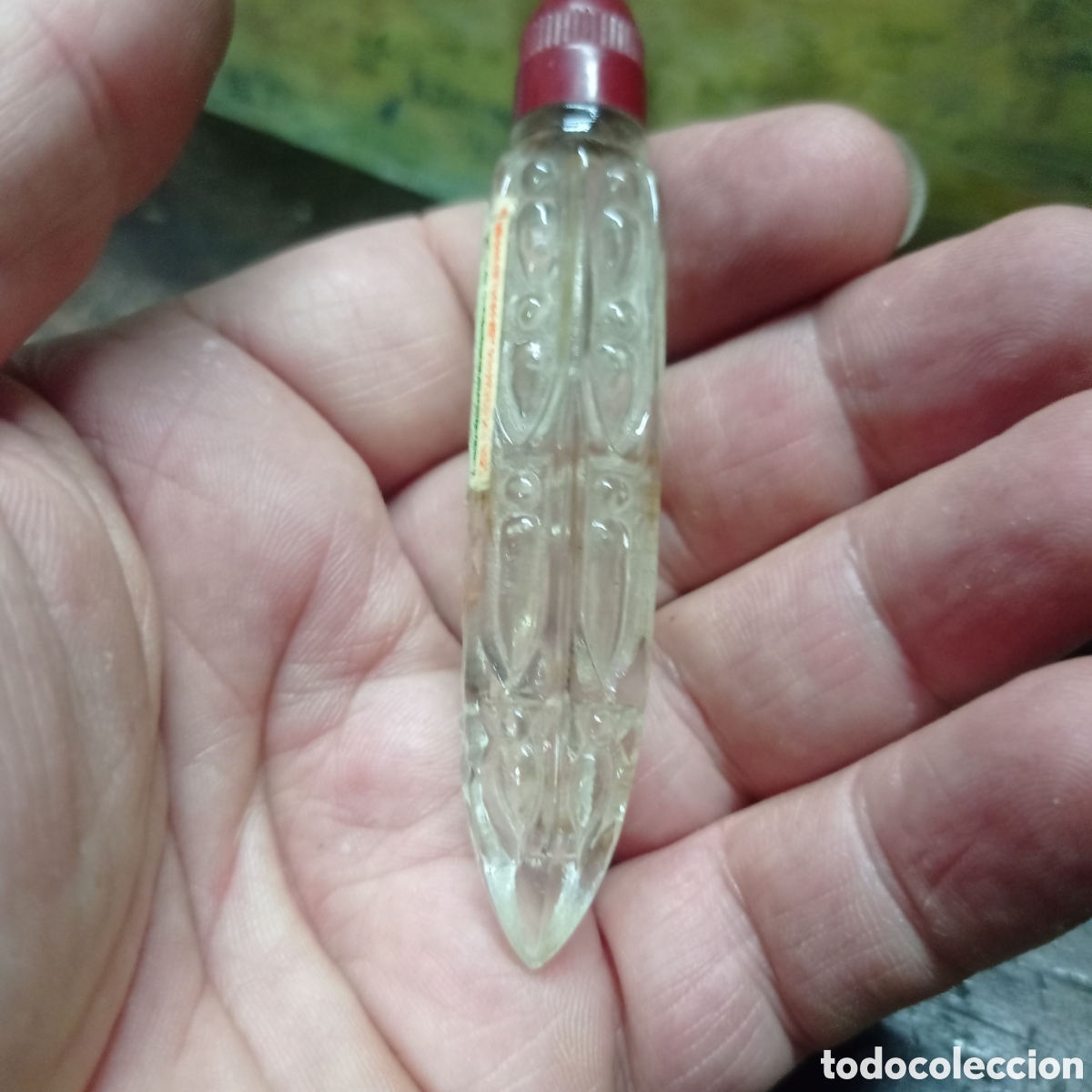 Miniaturas de perfumes antiguos: Antigua botella de perfume Assiris de Amadis - Foto 3