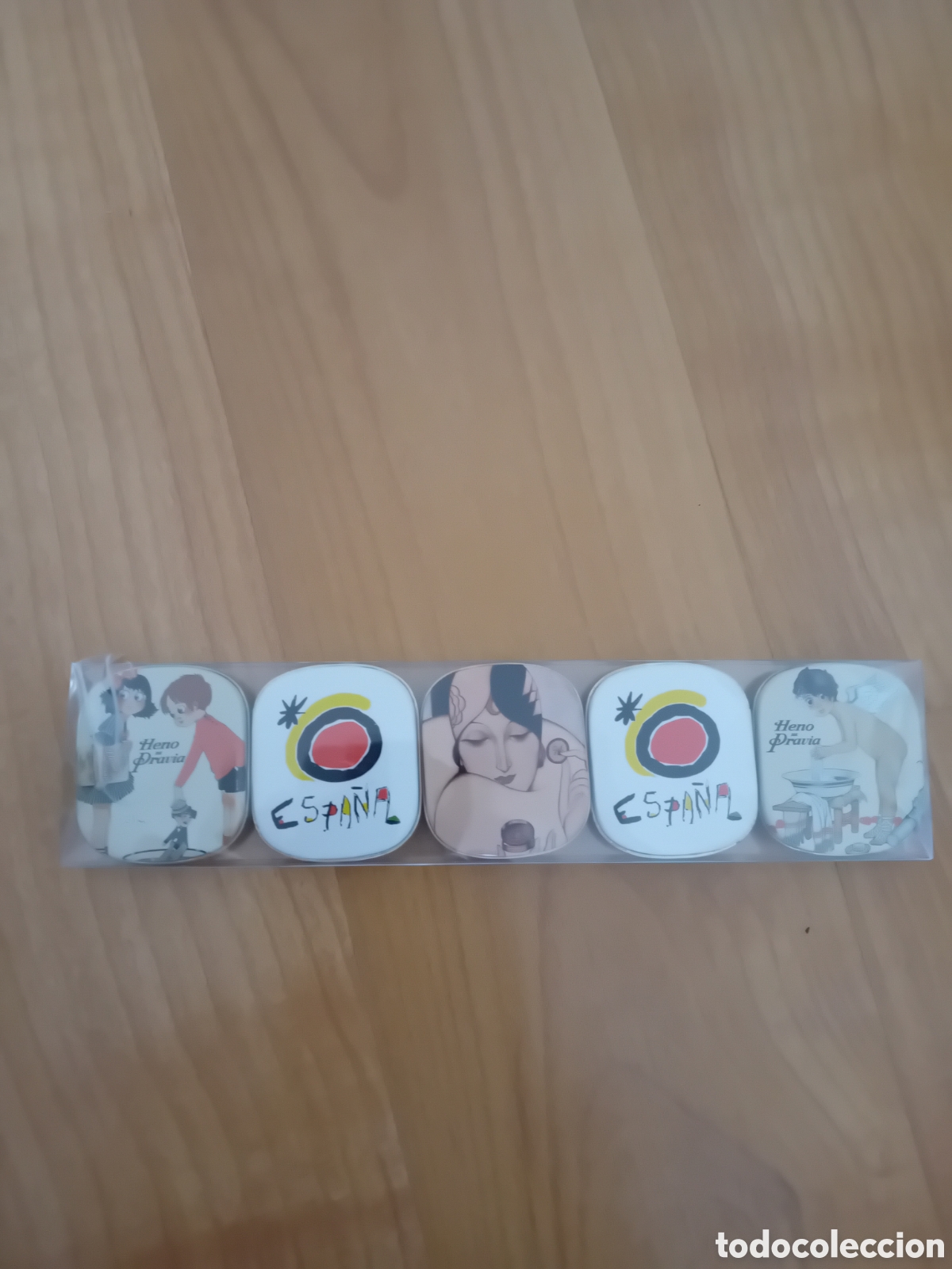 Miniature di profumi antiche: ESTUCHE SIN ESTRENAR 5 CAJITAS METALICAS JABONES HENO DE PRAVIA. PERFUMERIA GAL. A&Ntilde;OS 80