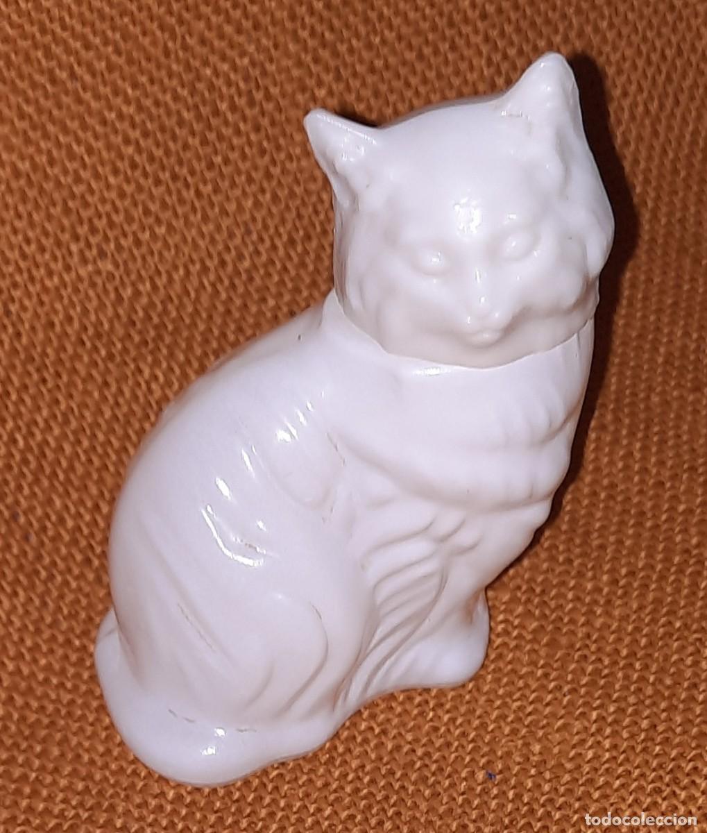 Miniaturas de perfumes antiguos: Bote perfume Gato Avon - Foto 1