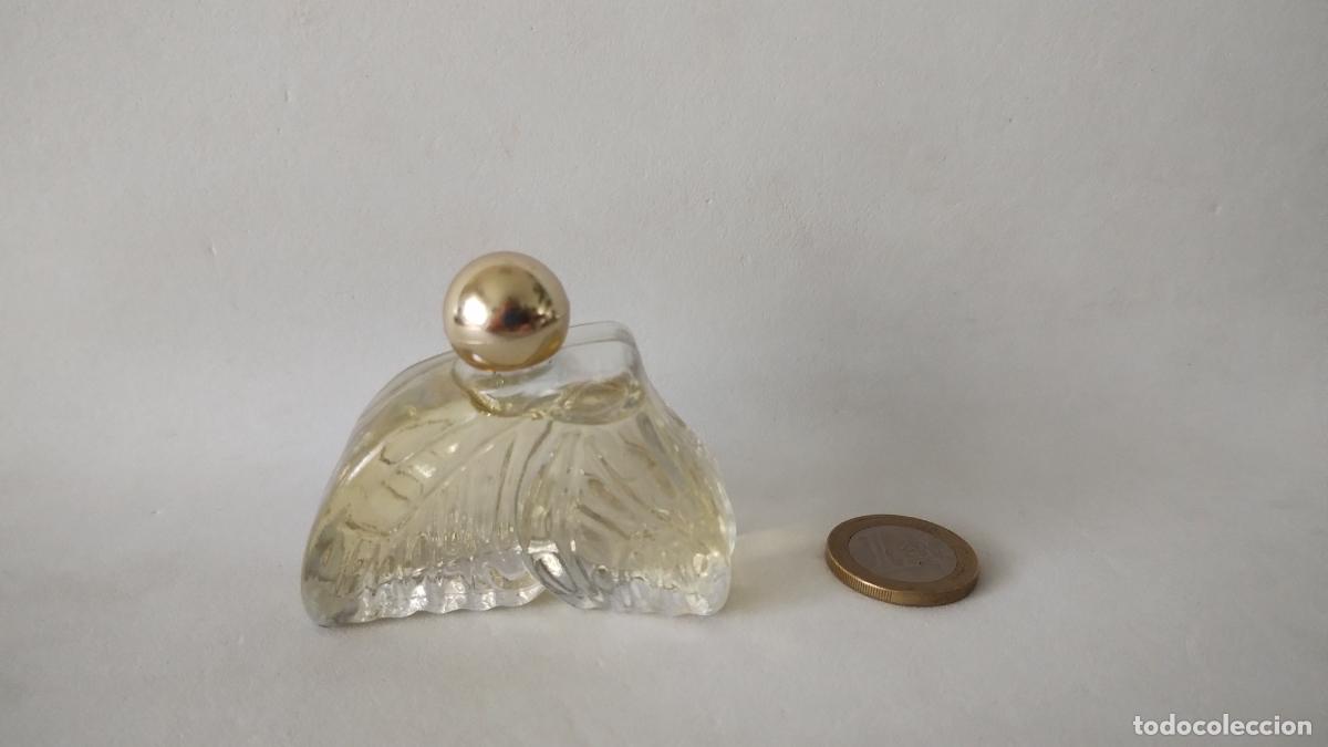 Miniaturas de perfumes antiguos: FRASCO PERFUME DE AVON -SIN CAJA - Foto 1