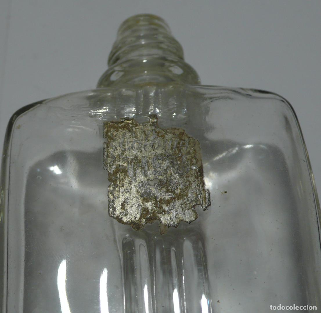 Miniaturas de perfumes antiguos: ANTIGUA BOTELLA DE COLONIA - Foto 3