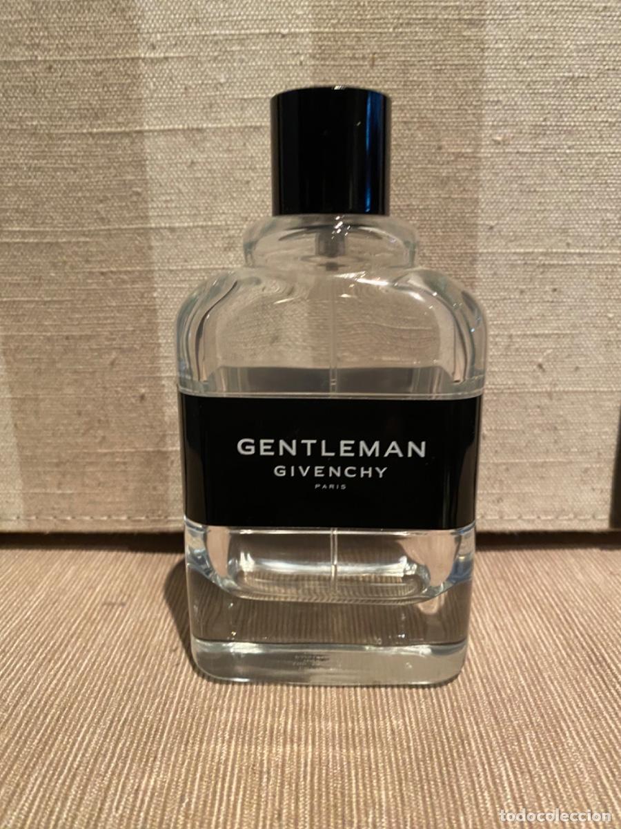 Miniaturas de perfumes antiguos: Frasco de Perfume GENTLEMAN de GIVENCHY - Foto 1