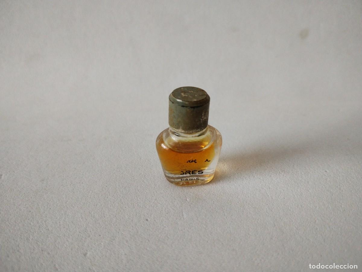 Miniaturas de perfumes antiguos: CONJUNTO CUATRO MINIATURAS CABOCHARD DE GRES - Foto 2