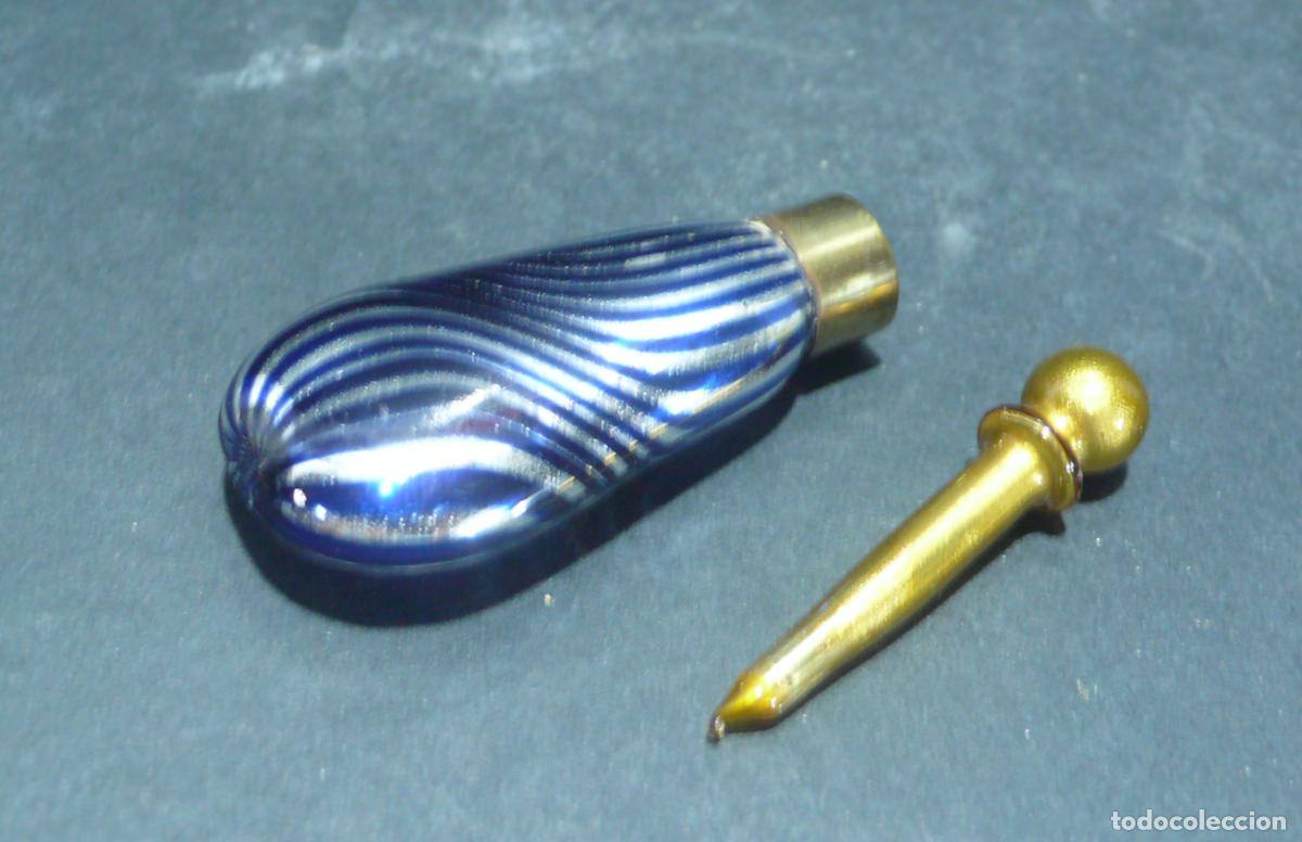 Miniaturas de perfumes antiguos: Preciosa botella de perfume - Foto 3