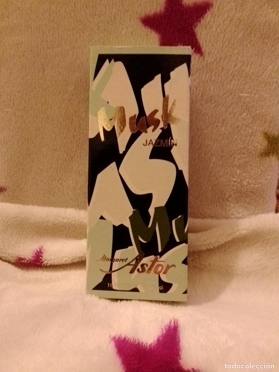 &Eacute;chantillons de parfums anciens: MARGARET ASTOR . MUSK JAZMIN 50 ML VAPORIZADOR