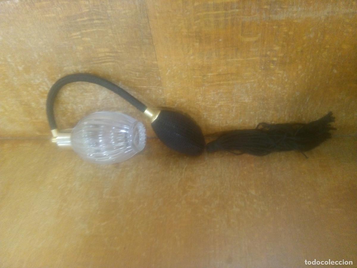 Miniaturas de perfumes antiguos: BOTELLA RELLENABLE PERFUME CON PERA - Foto 3