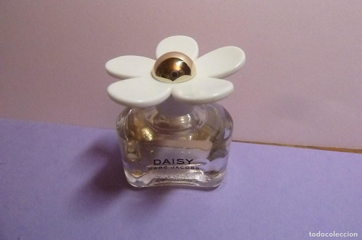 Miniaturas de perfumes antiguos: Miniatura perfume Daisy. Marc Jacobs - Foto 1
