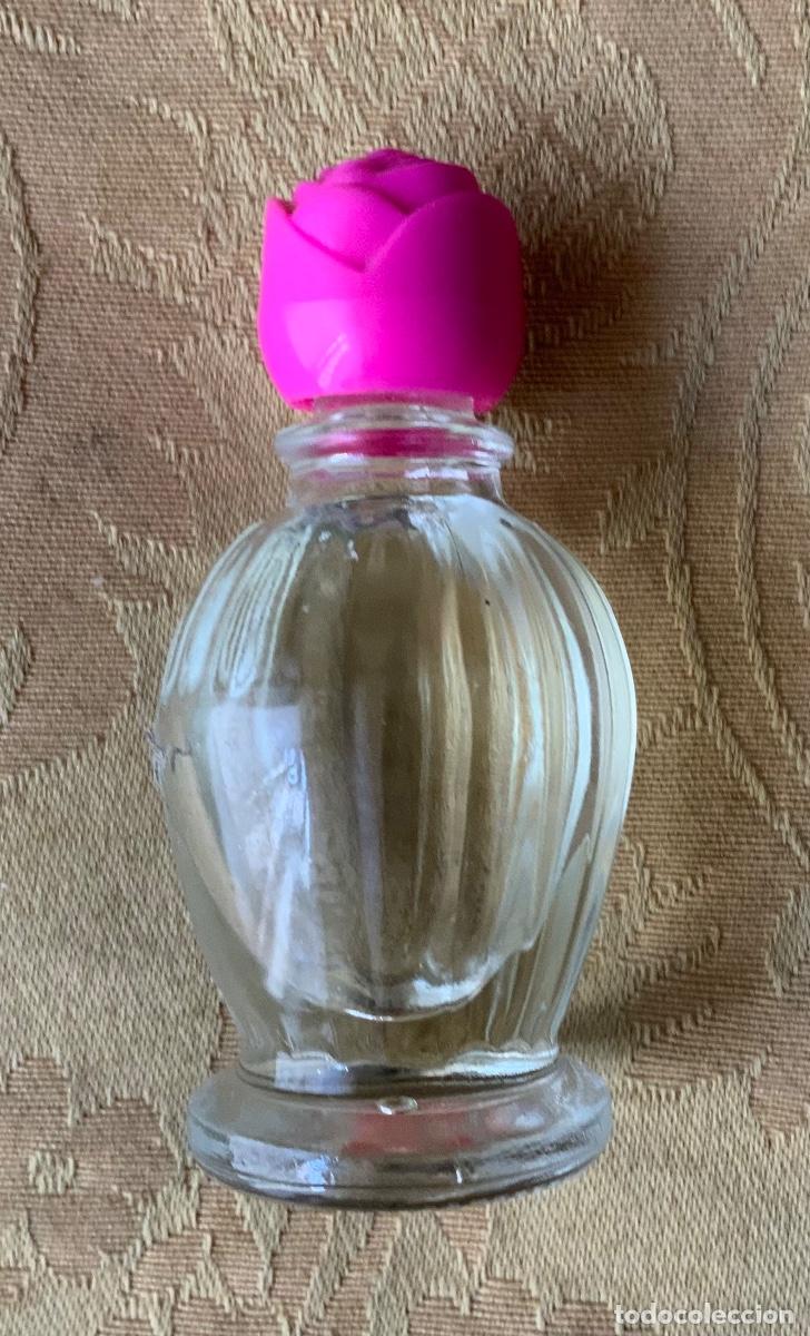 Miniaturas de perfumes antiguos: FRASCO DE PERFUME MINIATURA - Foto 1