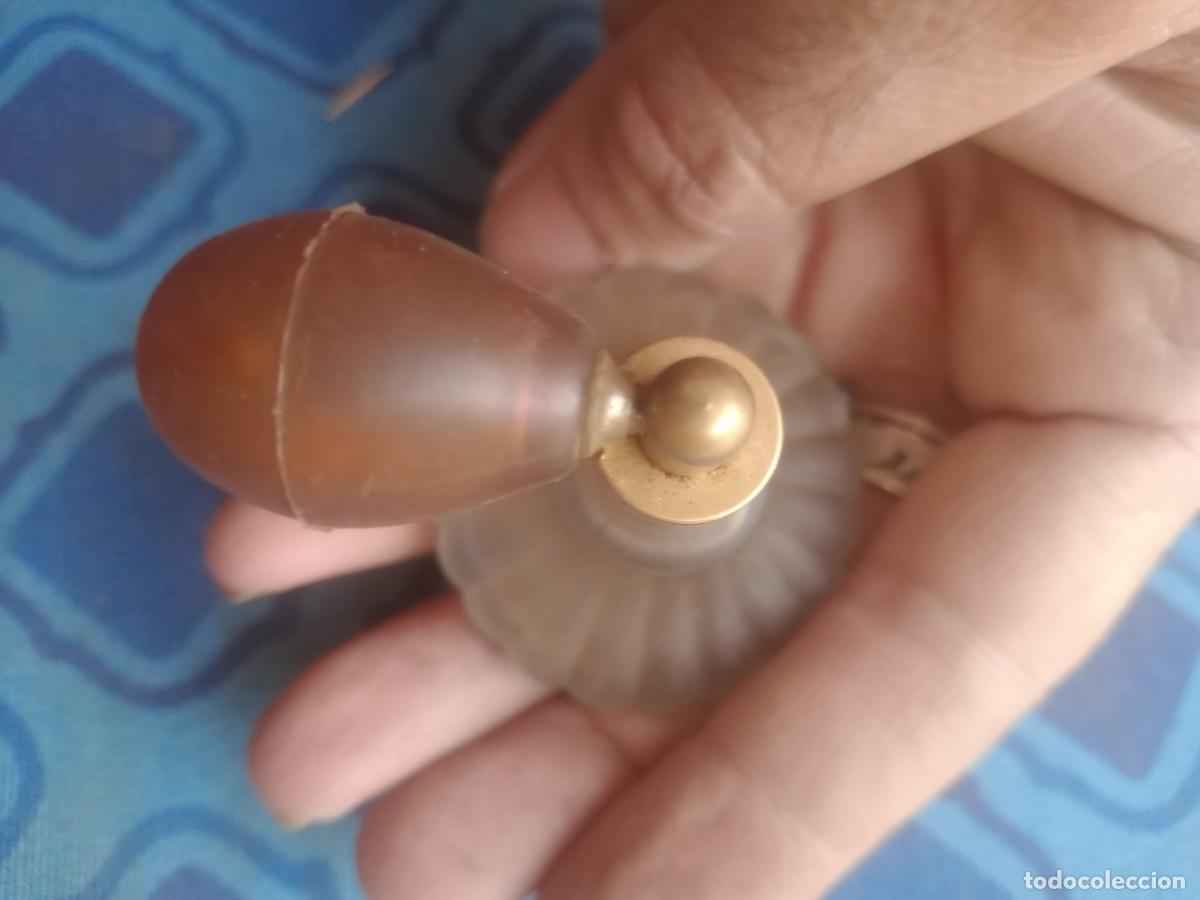 Miniaturas de perfumes antiguos: Perfumero antiguo de cristal - Foto 2
