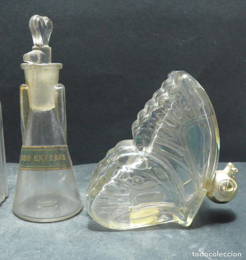 Miniaturas de perfumes antiguos: cuatro botellas de perfume - Foto 3
