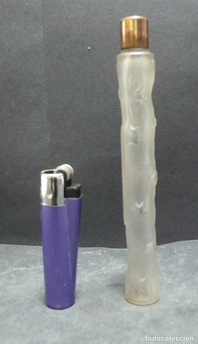 Miniaturas de perfumes antiguos: PEQUE&Ntilde;A BOTELLA DE PERFUME - Foto 1
