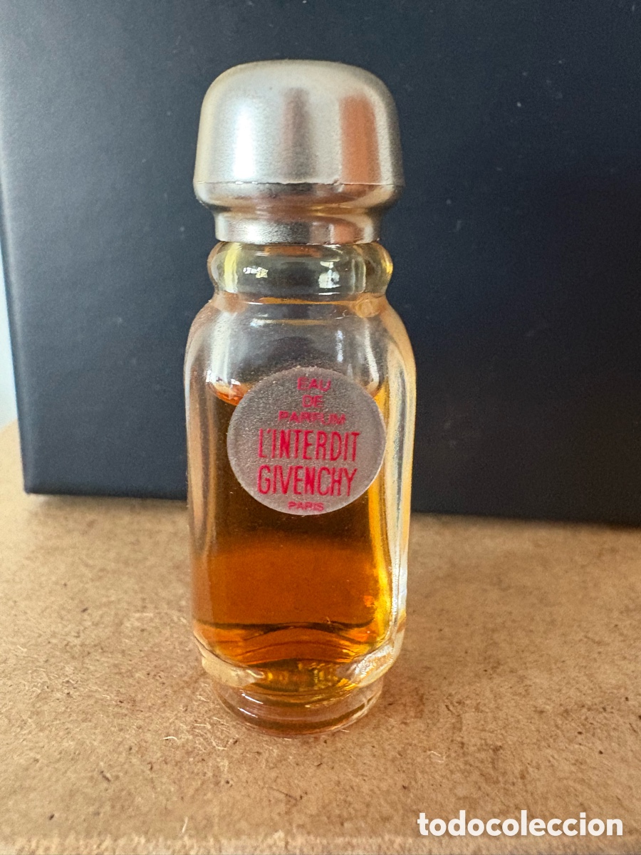 Miniaturas de perfumes antiguos: Miniatura de perfume L&rsquo;Interdit Givenchy (A23) - Foto 1