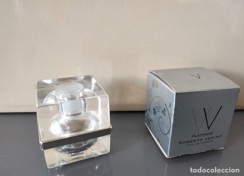 Miniaturas de perfumes antiguos: Miniatura de Roberto Verino - Foto 2