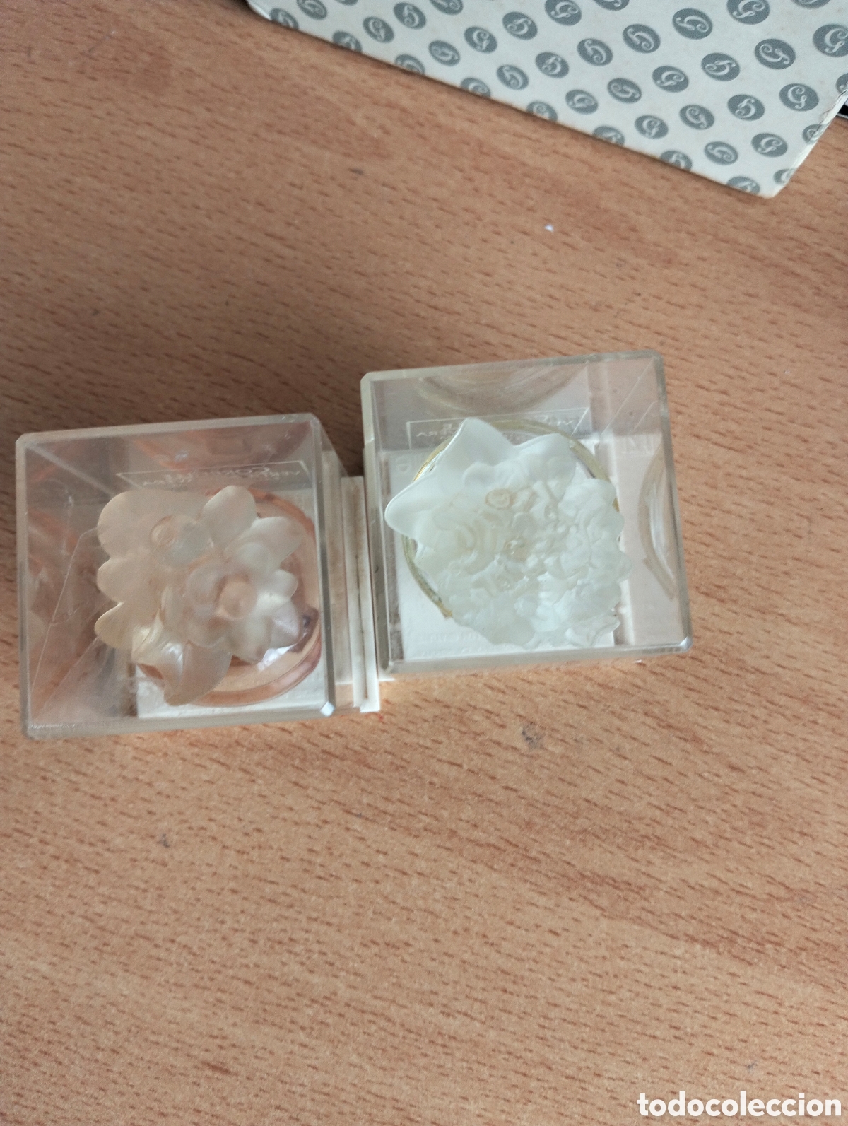 Miniaturas de perfumes antiguos: Lote pupa miniatura de perfume - Foto 2