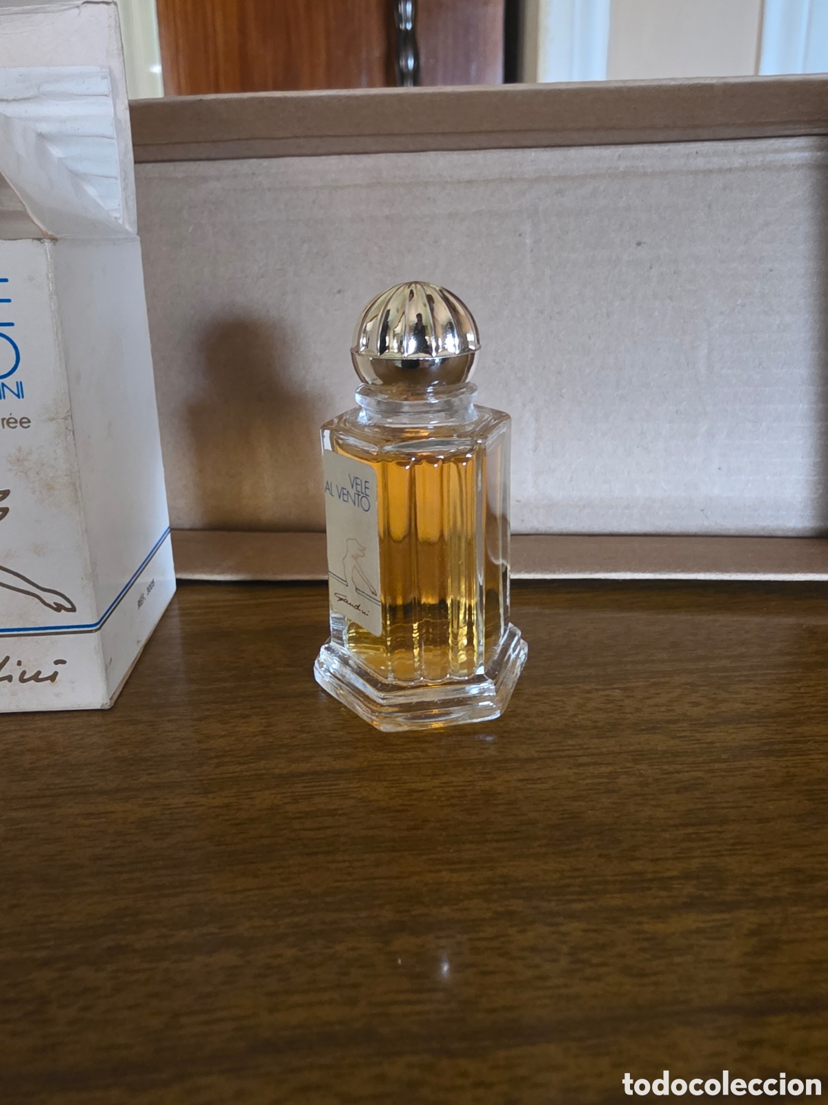 Miniaturas de perfumes antiguos: VELE AL VENTO GANDINI PERFUME - Foto 5