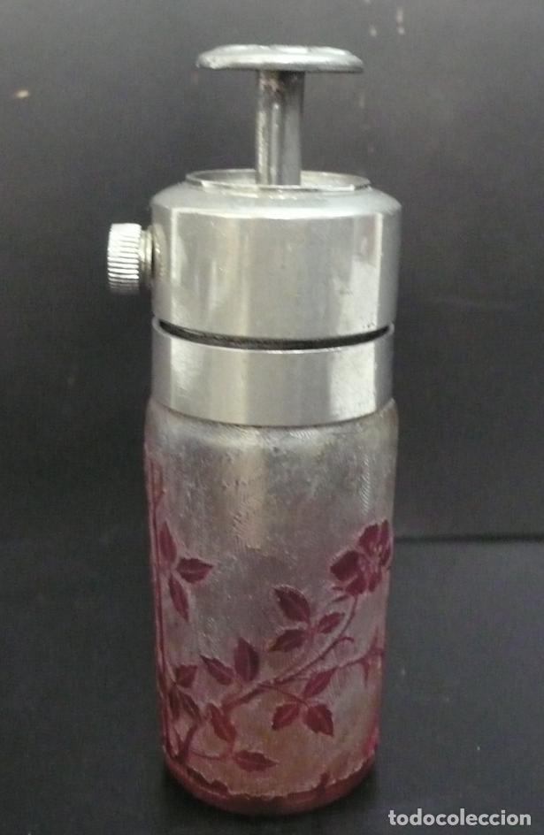 Miniaturas de perfumes antiguos: PEQUE&Ntilde;O FRASCO DE PERFUME - Foto 1