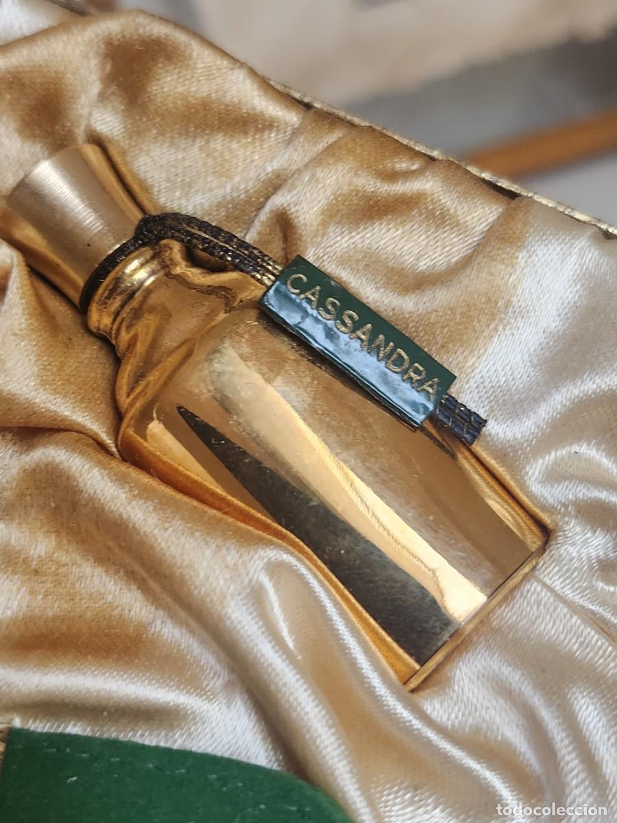 Miniaturas de perfumes antiguos: WEIL, COFFRET DEL PERFUME CASSANDRA - Foto 2
