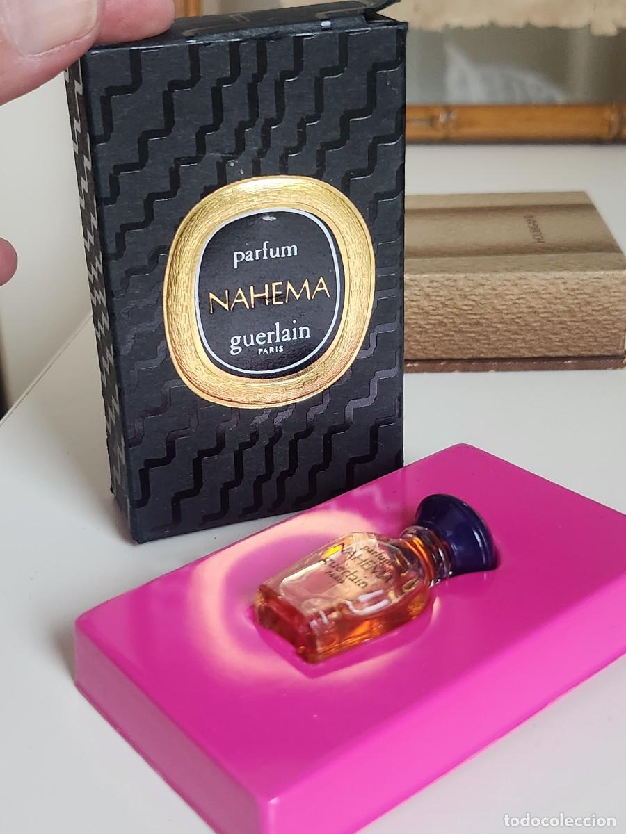 Miniaturas de perfumes antiguos: GUERLAIN, MICROMINI NAHEMA - Foto 1