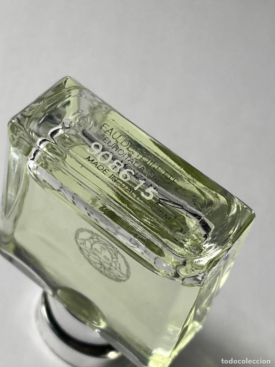Miniaturas de perfumes antiguos: Miniatura de perfume VERSENSE de VERSACE - Foto 4