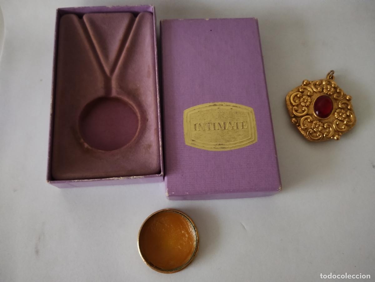 Miniaturas de perfumes antiguos: PERFUME S&Oacute;LIDO INTIMATE DE REVLON - Foto 2