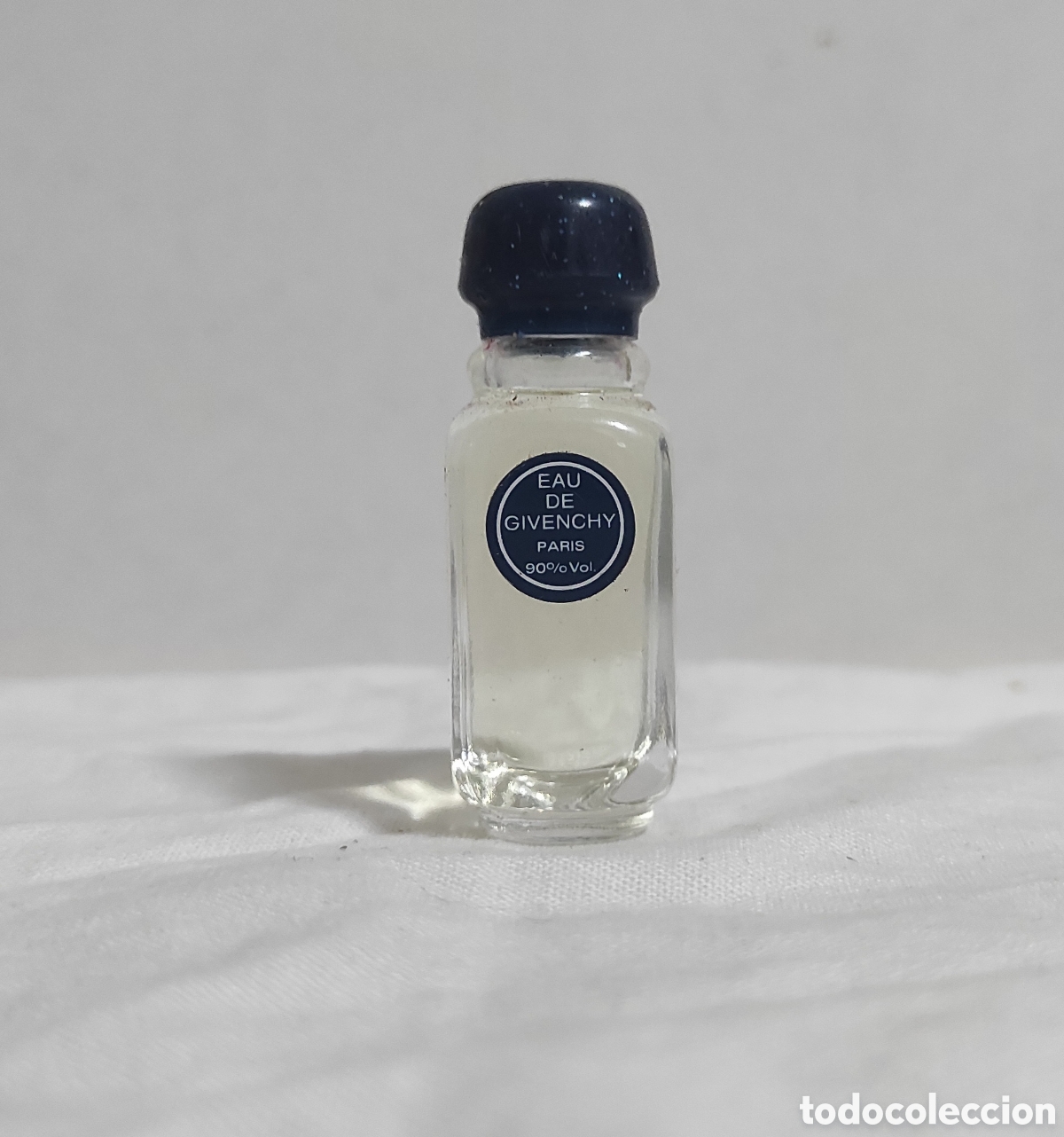 Miniaturas de perfumes antiguos: MINIATURA PERFUME EAU DE GIVENCHY - Foto 1