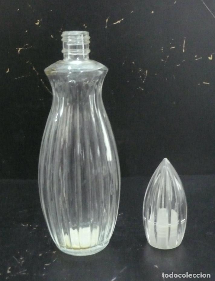 Miniaturas de perfumes antiguos: PEQUE&Ntilde;O FRASCO DE PERFUME - Foto 3
