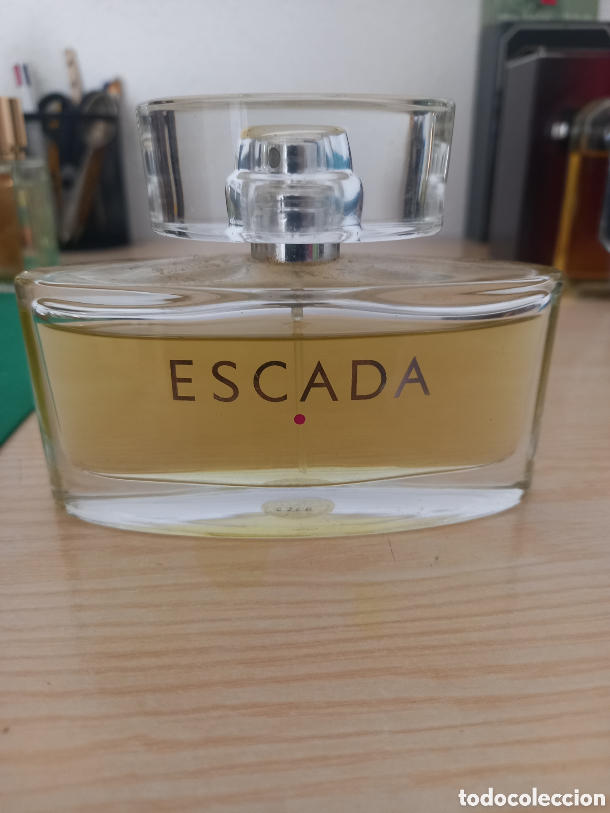 Miniaturas de perfumes antiguos: Perfume Escada (2005) Original